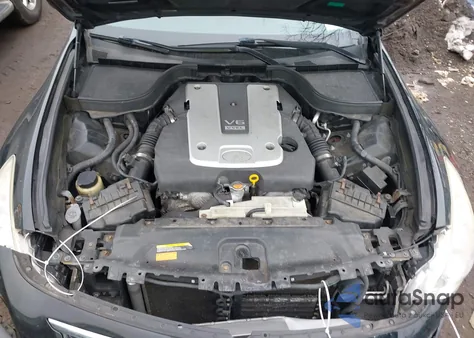 2015 Infiniti Q40 z USA, uszkodzony, nr VIN JN1CV6AR5FM521153